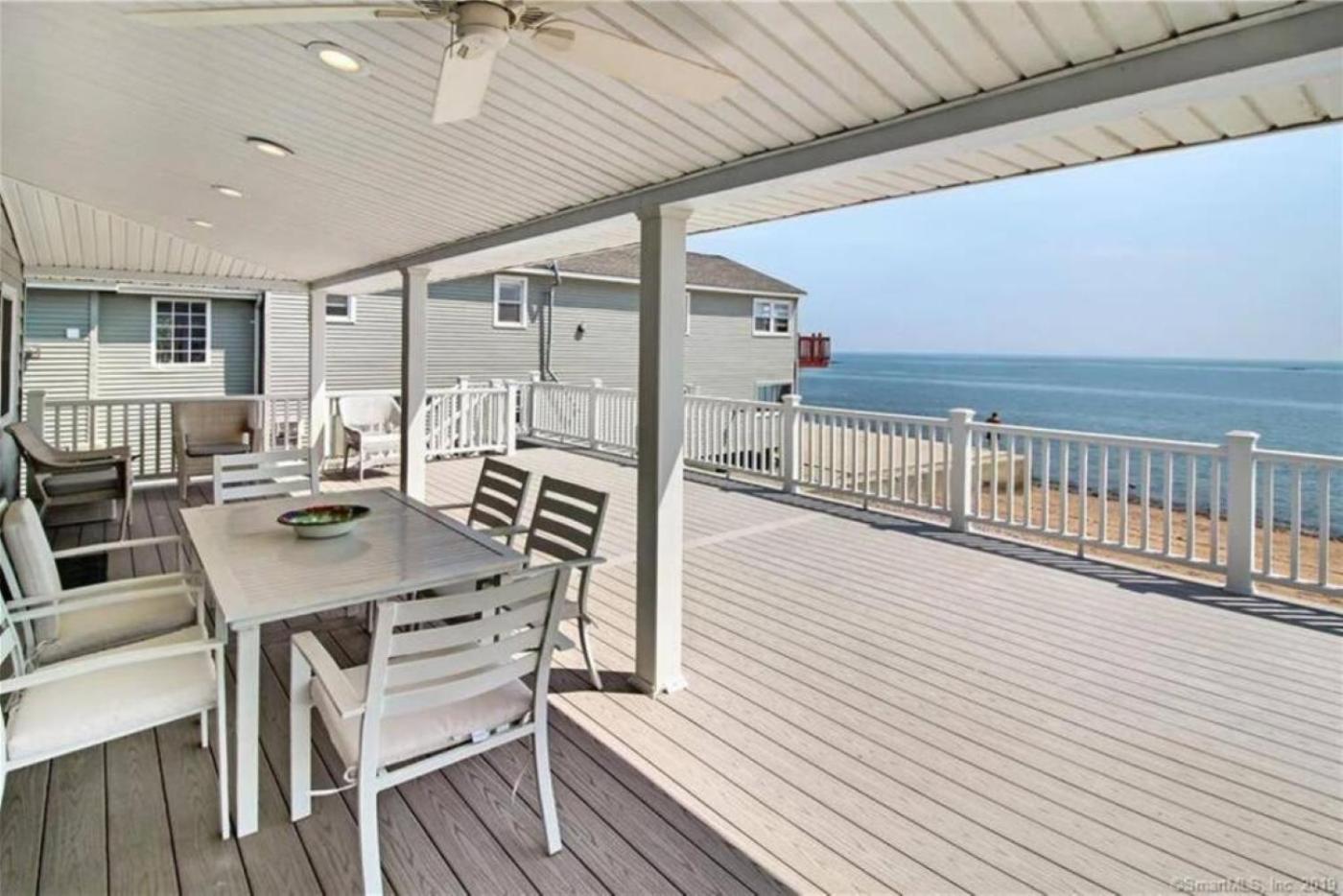Cozy Beach - Direct Waterfront! East Haven Esterno foto