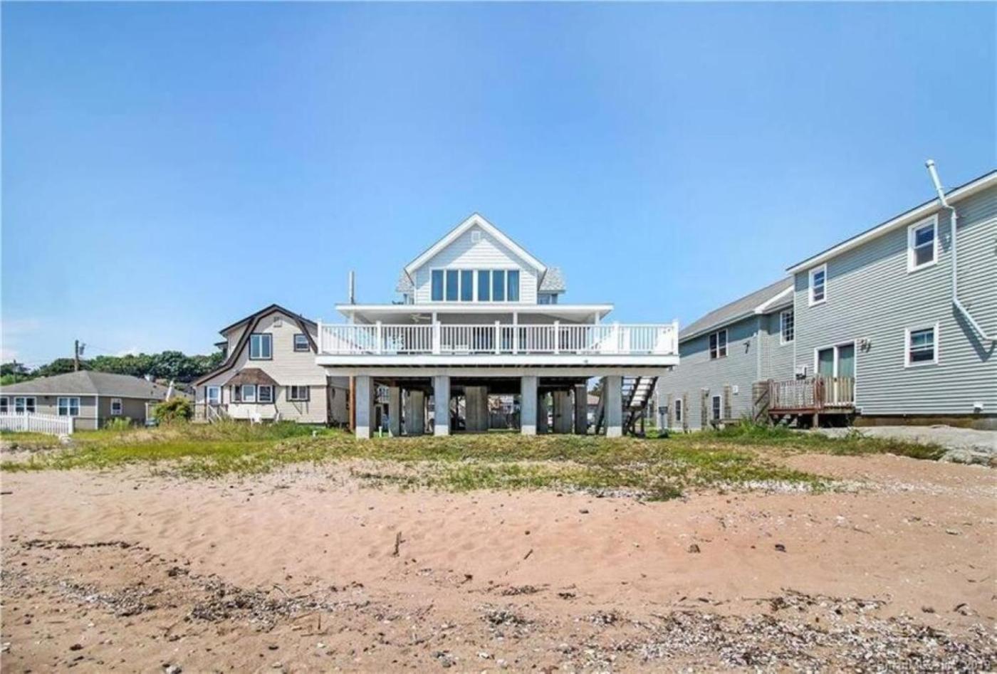 Cozy Beach - Direct Waterfront! East Haven Esterno foto